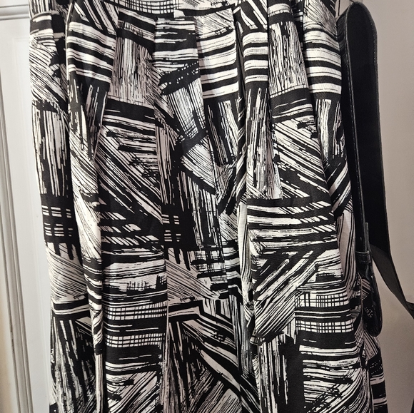 Ladies dress size 12 - Picture 4 of 10